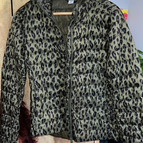 Old Navy Jackets & Blazers - 5 for $25! Old navy leopard print puffer jacket